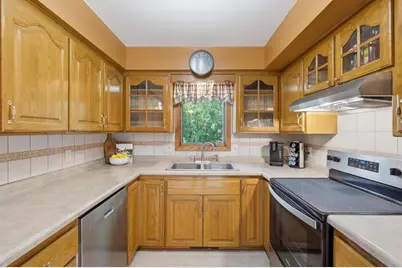 7003 Park Circle, Middleton, WI 53562 - Photo 17