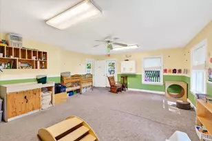 231 4th St, Baraboo, WI 53913 - Photo 43
