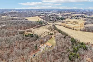 W9460 Welch Rd, Elroy, WI 53929 - Photo 71