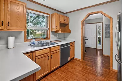 181 N Lexington Parkway, DeForest, WI 53532 - Photo 15