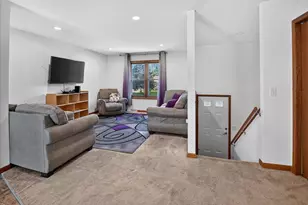 2267 Manley Dr, Sun Prairie, WI 53590 - Photo 7