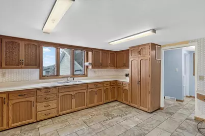 1270 Hillside Road, Edgerton, WI 53534 - Photo 11