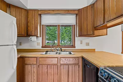 1225 17th Street, Reedsburg, WI 53959 - Photo 5