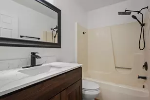 841 N Gammon Rd, Madison, WI 53717 - Photo 17
