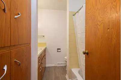 415 W Benton Street, Cuba City,  53807 - Photo 19
