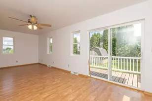 415 W Benton St, Cuba City,  53807 - Photo 9
