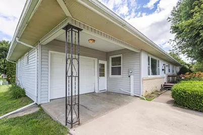 415 W Benton Street, Cuba City,  53807 - Photo 29