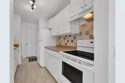 2134 Allen Boulevard #2, Middleton, WI 53562 - Photo 5