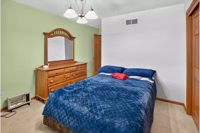 5150 Crescent Oaks Drive, Madison, WI 53704 - Photo 33