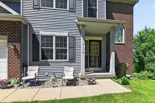 5150 Crescent Oaks Dr, Madison, WI 53704 - Photo 5