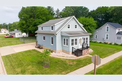 621 Dallas Street, Sauk City, WI 53583 - Photo 3