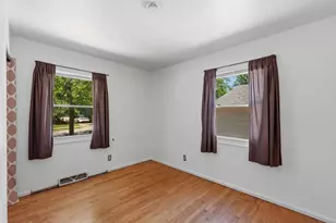2102 S 99th St, West Allis, WI 53227 - Photo 13