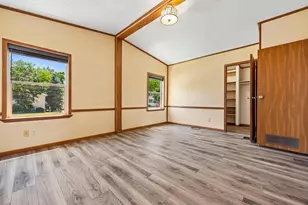 504 Harbor Heights Dr, Racine, WI 53185 - Photo 11