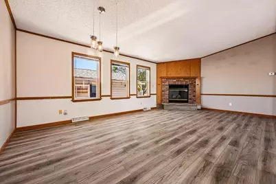 504 Harbor Heights Drive, Racine, WI 53185 - Photo 3