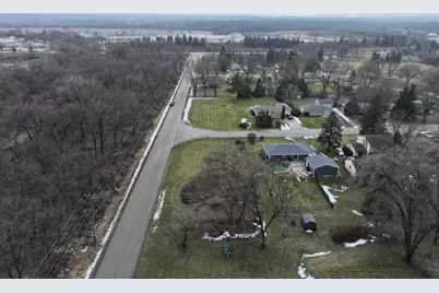 .34 Ervins Place, Sussex, WI 53089 - Photo 15
