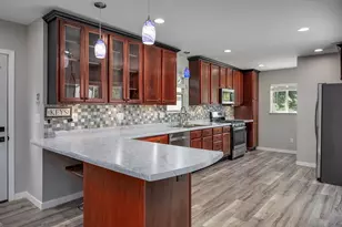 570 Academy Dr, Edgerton, WI 53534 - Photo 5