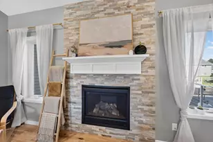 301 Liberty Park Dr, Oregon, WI 53575 - Photo 15