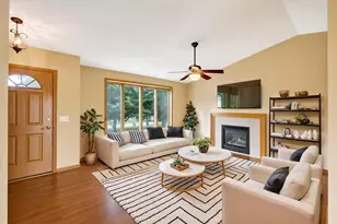 6 Autumn Jade Ct, Madison, WI 53719 - Photo 3