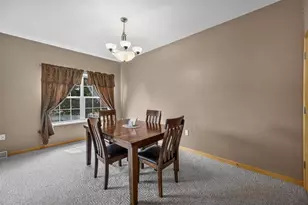 737 Clardell Dr, Sun Prairie, WI 53590 - Photo 9