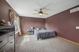 737 Clardell Dr, Sun Prairie, WI 53590 - Photo 17