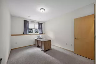 737 Clardell Dr, Sun Prairie, WI 53590 - Photo 27