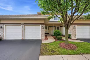 737 Clardell Dr, Sun Prairie, WI 53590 - Photo 1