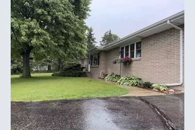 3926 N Harmony Townhall Road, Janesville, WI 53546 - Photo 3