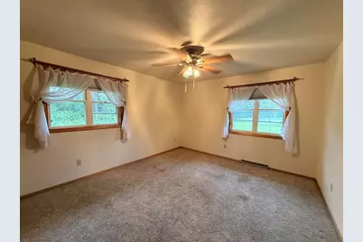 3926 N Harmony Townhall Road, Janesville, WI 53546 - Photo 15