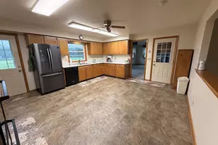 3926 N Harmony Town Hall Rd, Janesville, WI 53546 - Photo 5