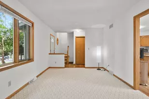 2928 Maple Run Dr, Madison, WI 53719 - Photo 3