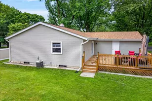 1813 Prairie Rd, Madison, WI 53711 - Photo 9