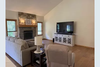 3546 Dekalb Lane, Neenah, WI 54956 - Photo 19