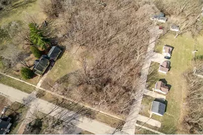 2160 S Wisconsin Avenue, Beloit, WI 53511 - Photo 11