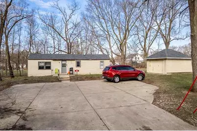 2160 S Wisconsin Avenue, Beloit, WI 53511 - Photo 17
