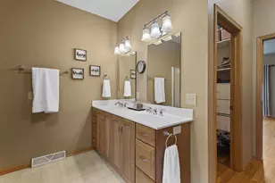 107 Red Fox Dr, Johnson Creek, WI 53038 - Photo 17
