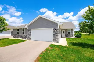 137 Bristle Wy, Edgerton, WI 53534 - Photo 1