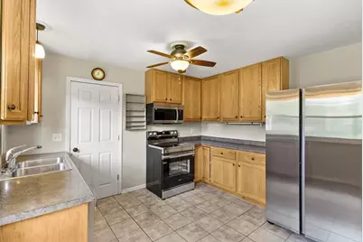 1417 Wyoming Way, Madison, WI 53704 - Photo 9