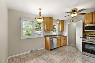 1417 Wyoming Way, Madison, WI 53704 - Photo 11