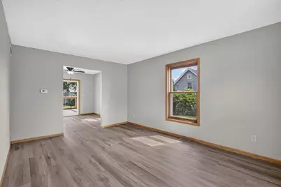 215 Roosevelt Avenue, Beloit, WI 53511 - Photo 11