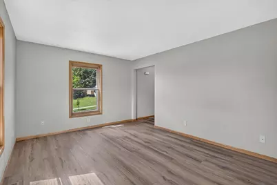 215 Roosevelt Avenue, Beloit, WI 53511 - Photo 13