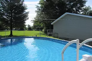 2387 S Park Ave, Beloit, WI 53511 - Photo 25