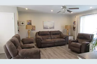 2387 S Park Avenue, Beloit, WI 53511 - Photo 9
