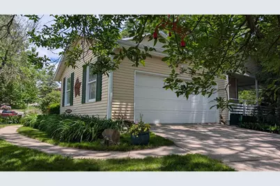 420 Melody Lane, Verona, WI 53593 - Photo 5
