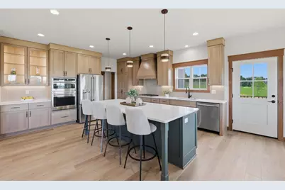 6651 Lucas Lane, Sun Prairie, WI 53598 - Photo 11