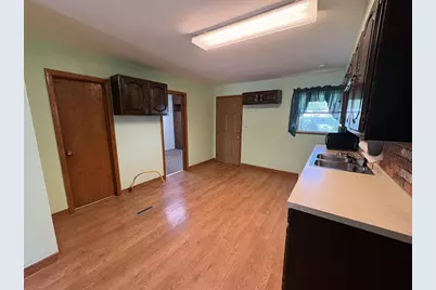 1838 S Osborne Avenue, Janesville, WI 53546 - Photo 7