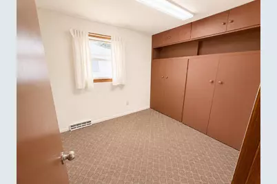 1838 S Osborne Avenue, Janesville, WI 53546 - Photo 11