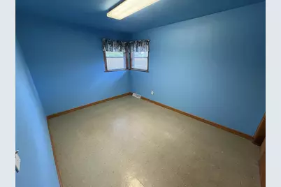 1838 S Osborne Avenue, Janesville, WI 53546 - Photo 15