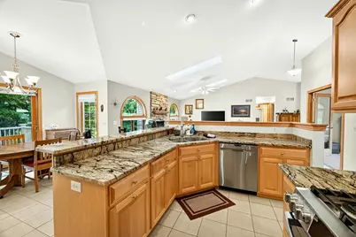 6101 Holscher Road, Mcfarland, WI 53558 - Photo 9