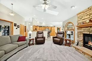 6101 Holscher Rd, Mcfarland, WI 53558 - Photo 5