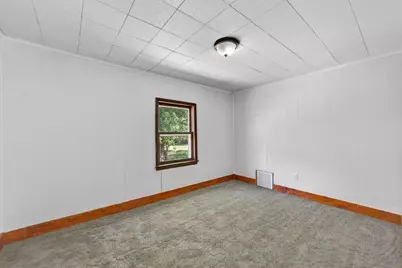 972 E Philhower Road, Beloit, WI 53511 - Photo 11